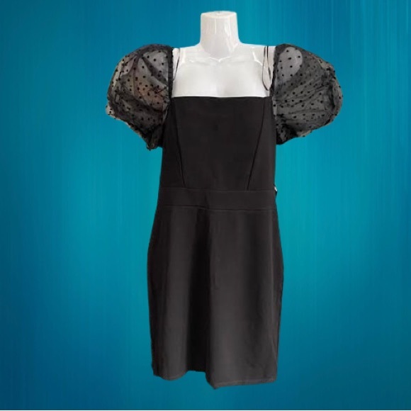 Jrs. Little Black Dress - Picture 5 of 15